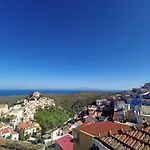 στη μεσσάδα... Sti Messada...